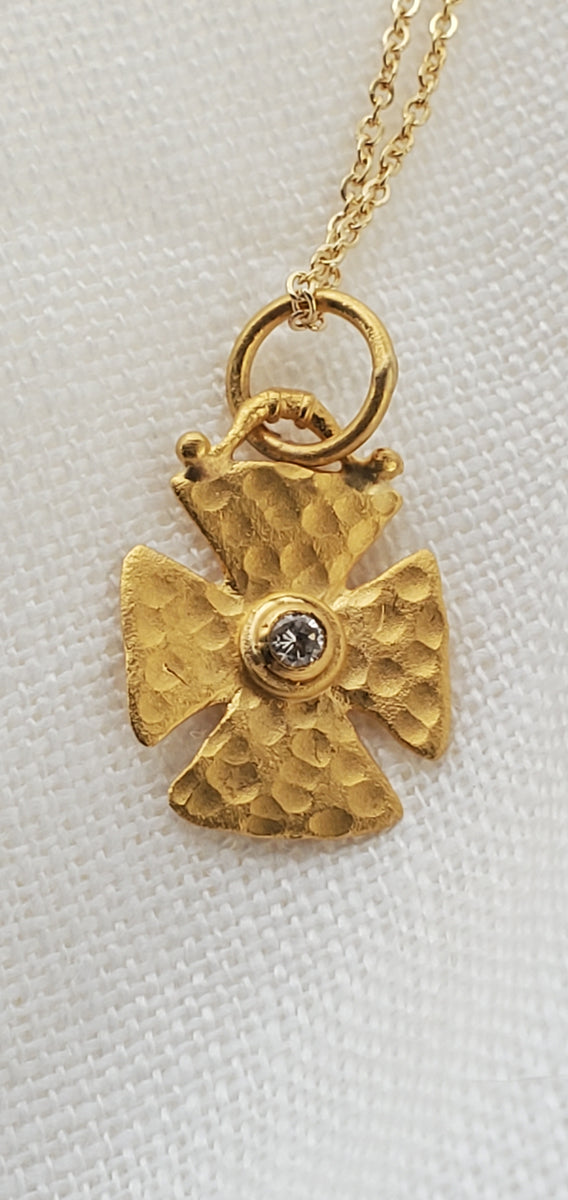 ガボラトリー Maltese Cross Chiseled Pendant ガボラトリー Maltese Cross Chiseled Pendant Gaboratory Gabor