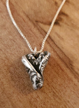 Load image into Gallery viewer, Simon &amp; LuLu Heart Wrap Necklace
