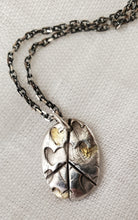 Load image into Gallery viewer, Simon &amp; Lulu peace with hearts pendant
