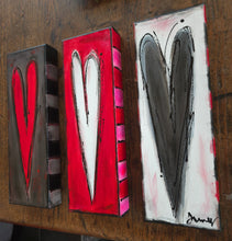Load image into Gallery viewer, Turner Hearts set of 3
