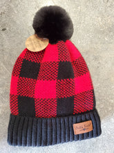 Load image into Gallery viewer, Buffalo Plaid Pom Hat
