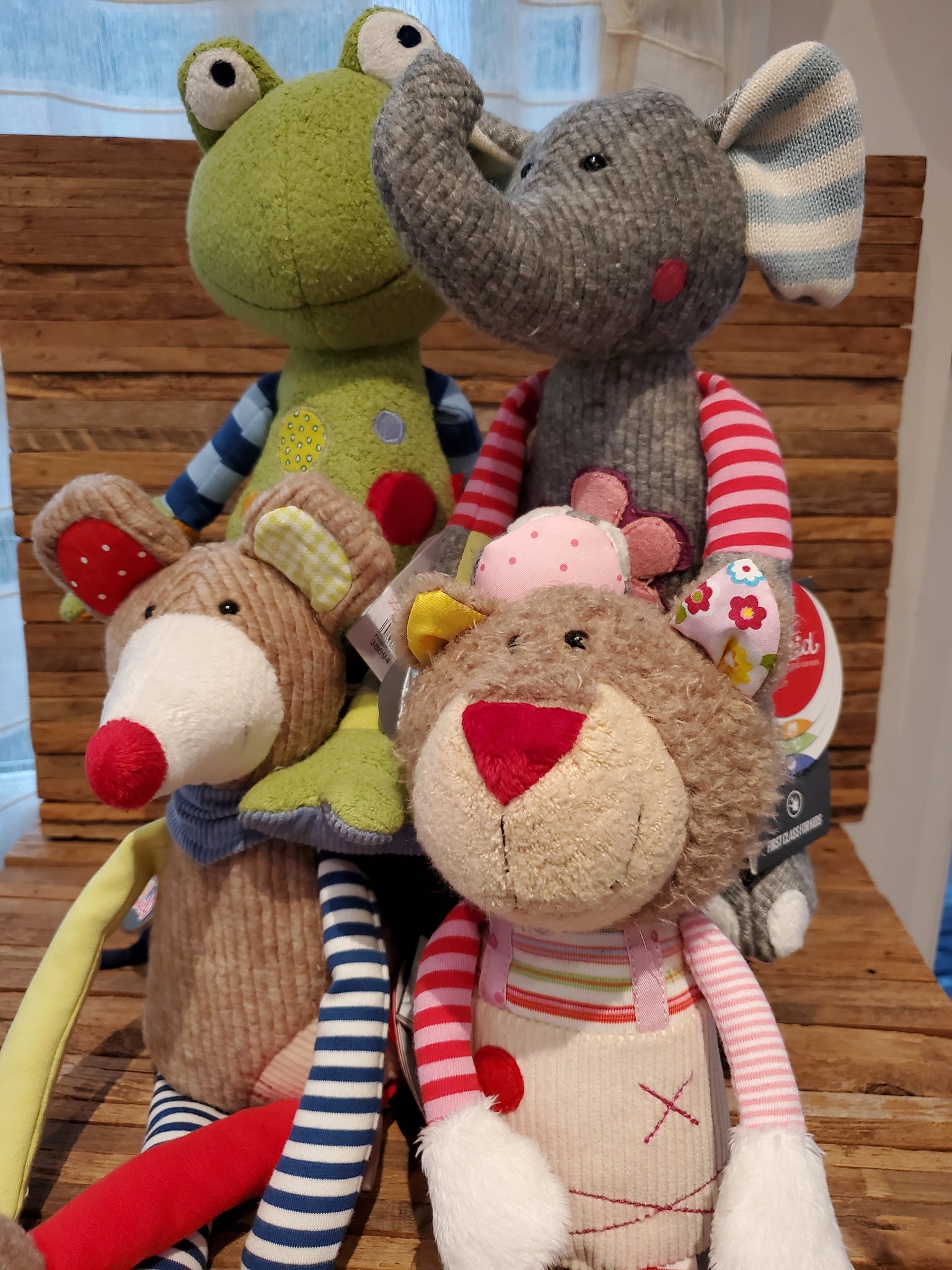 Doudous Sigikid et peluches à offrir dès la naissance Doudous Sigikid et peluches à offrir dès la naissance