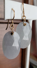 Load image into Gallery viewer, Simon &amp; LuLu Faceted Grey Quartz ER
