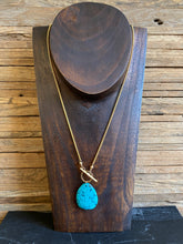 Load image into Gallery viewer, Simon &amp; Lulu Turquoise Toggle Necklace

